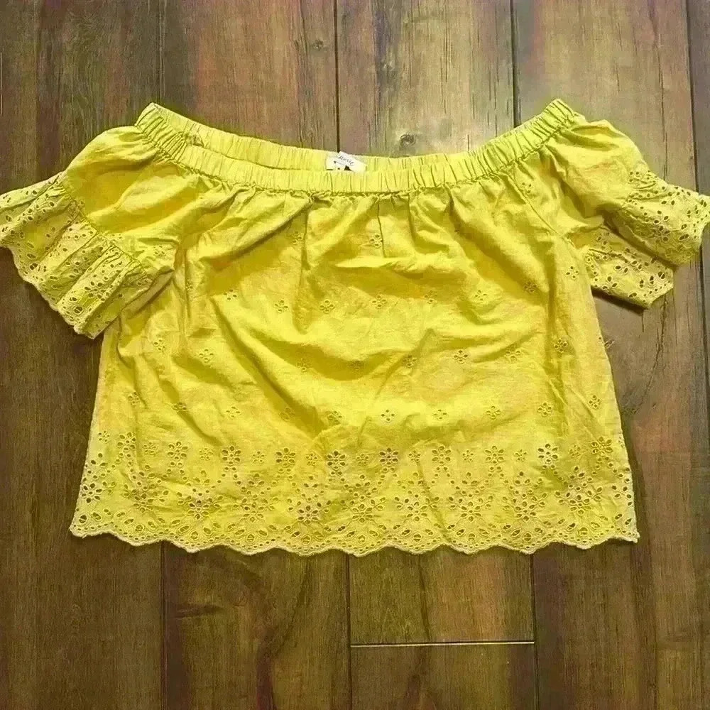 Madewell women’s off the shoulder crop blouse